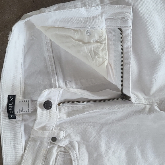 VENUS White Distressed Fringe Hem Jeans - Picture 12 of 14